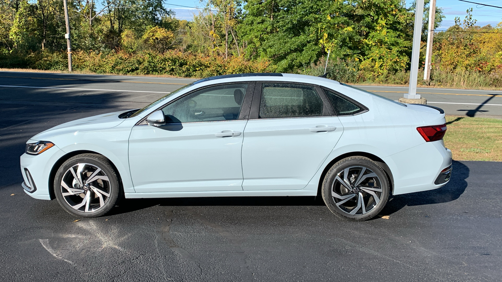 2025 Volkswagen Jetta 1.5T SEL 8