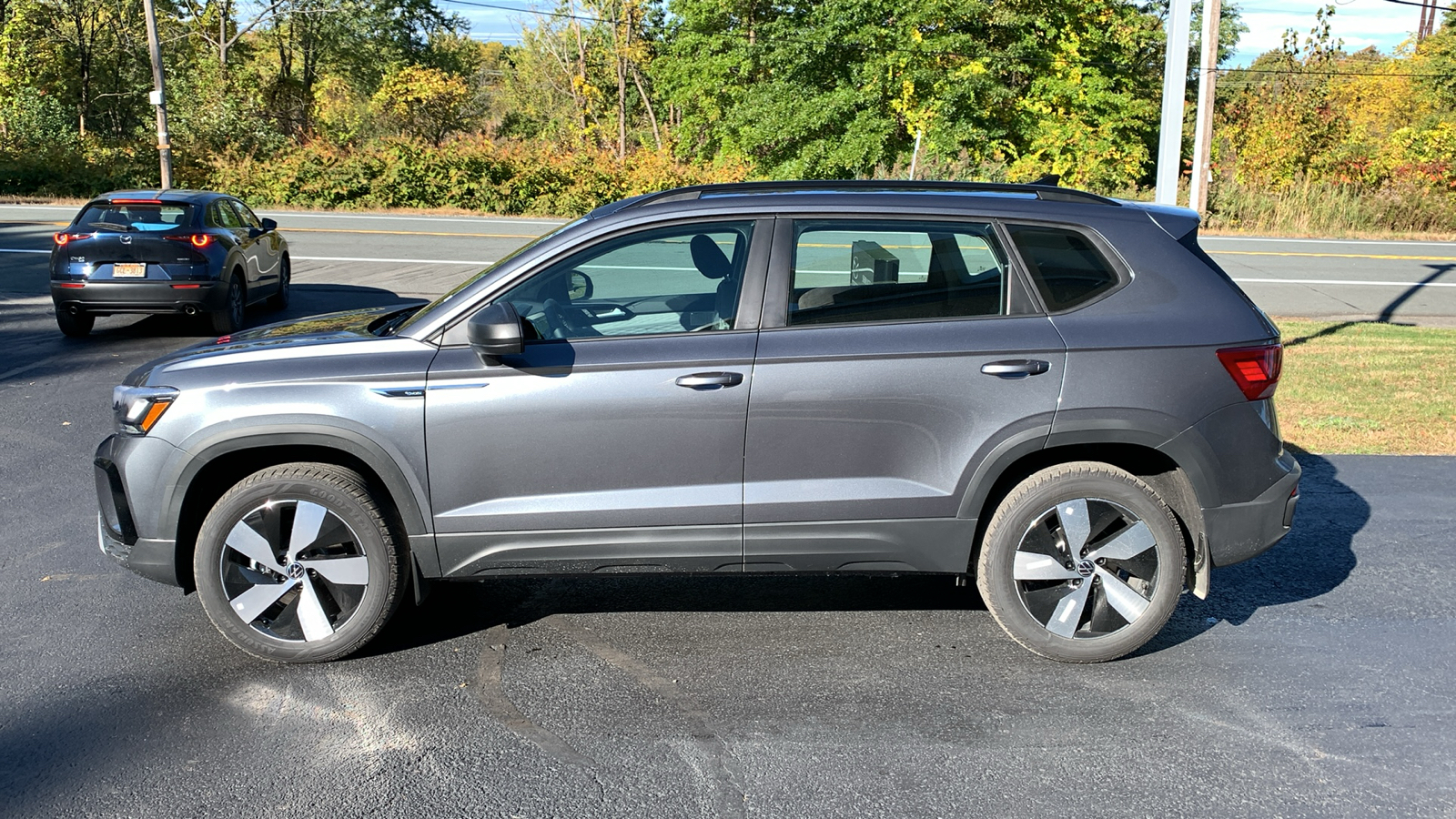 2024 Volkswagen Taos 1.5T S 8