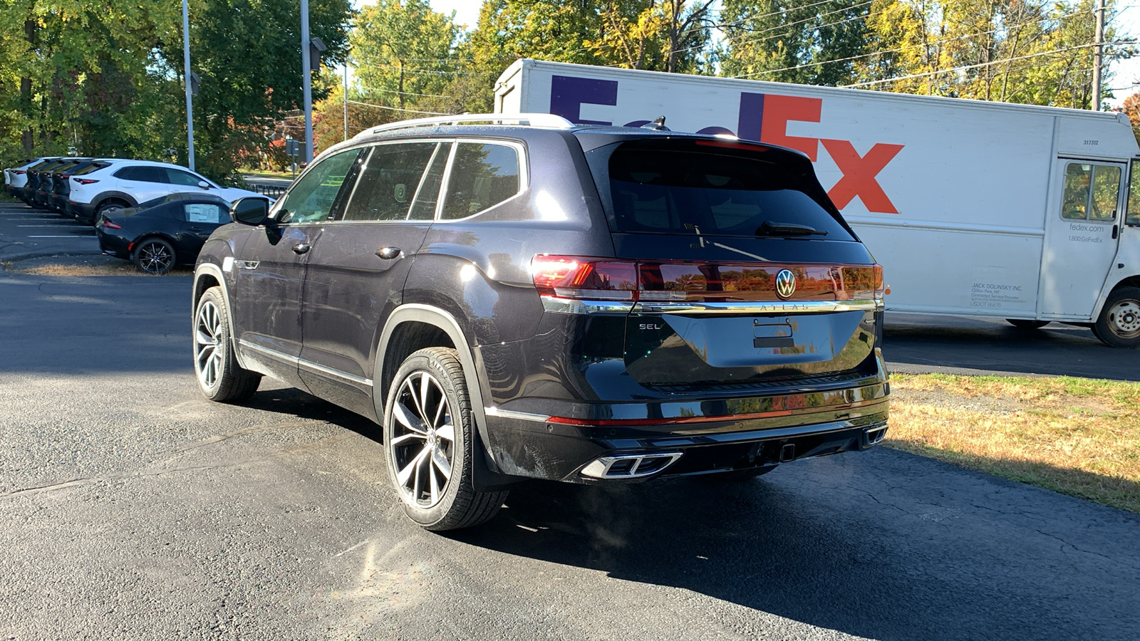 2024 Volkswagen Atlas Cross Sport 2.0T SEL Premium R-Line 7