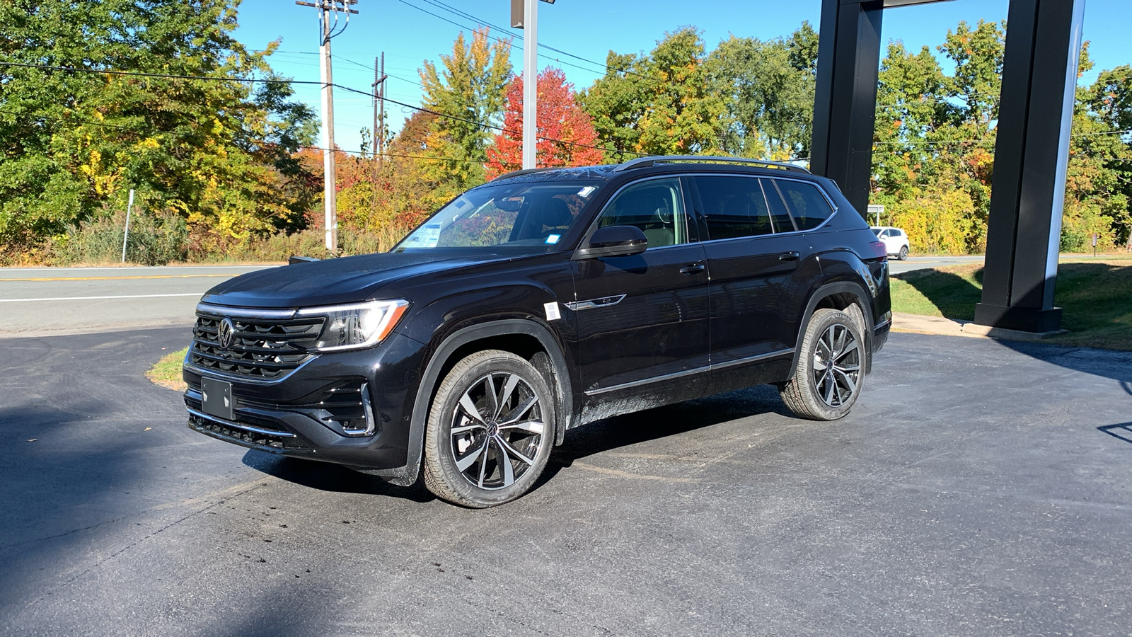 2025 Volkswagen Atlas 2.0T SEL Premium R-Line 1