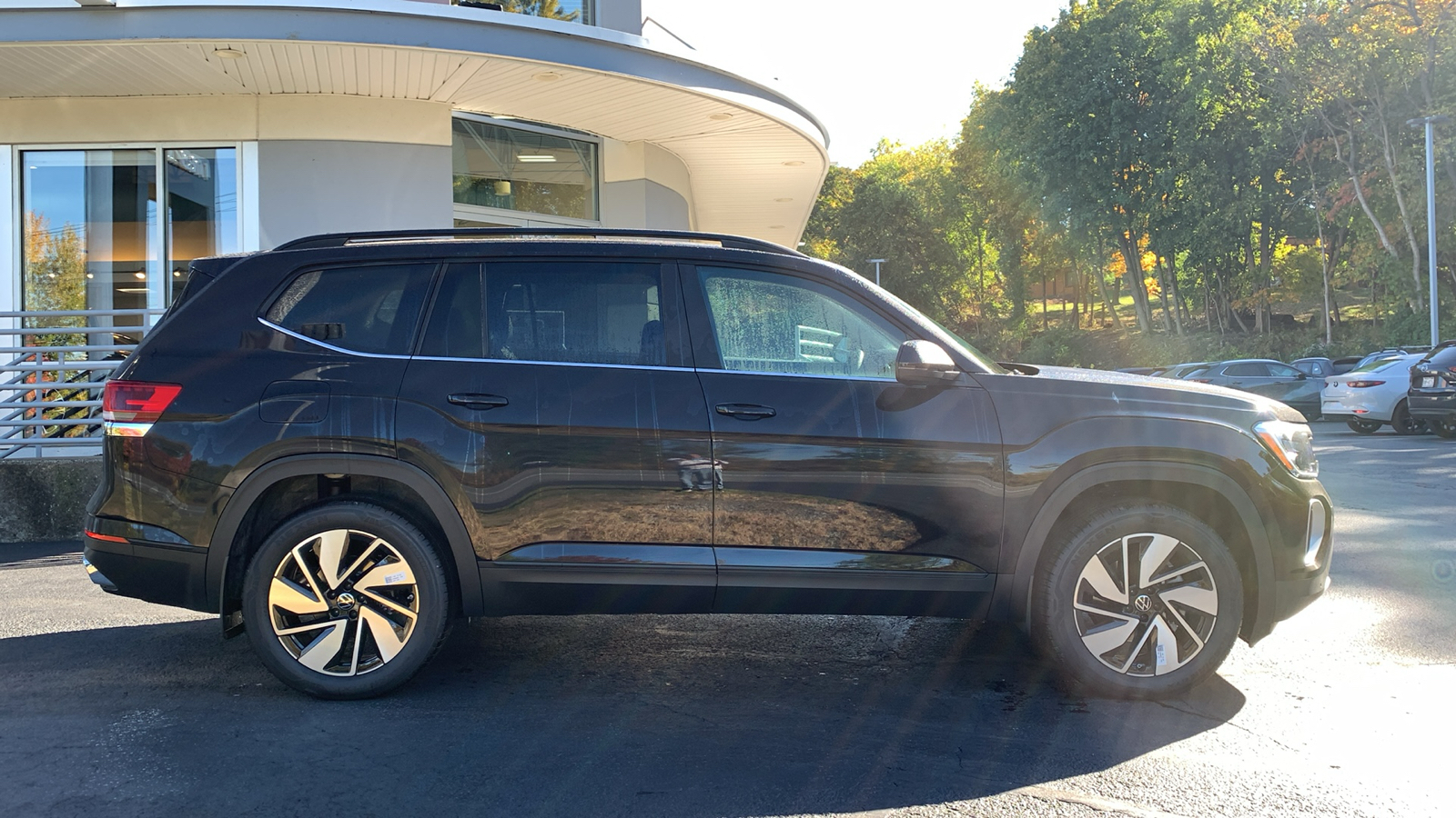 2024 Volkswagen Atlas 2.0T SE w/Technology 4