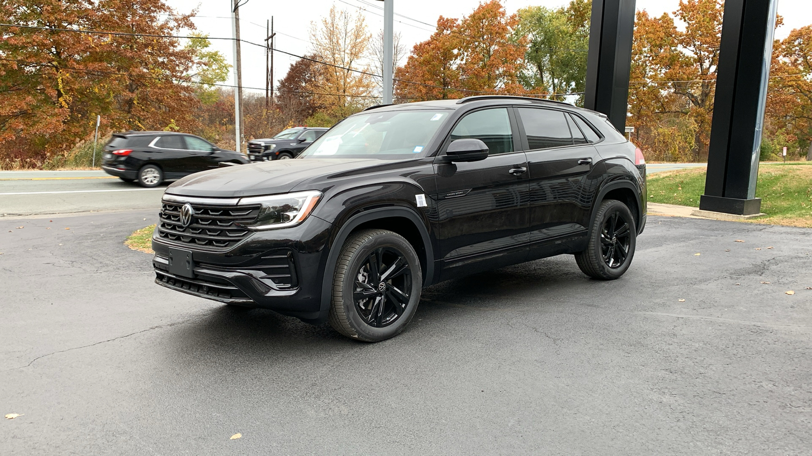 2025 Volkswagen Atlas Cross Sport 2.0T SEL R-Line 1