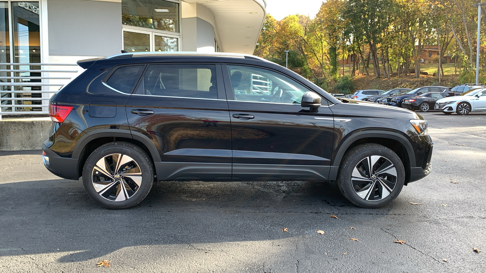 2024 Volkswagen Taos 1.5T SE 4