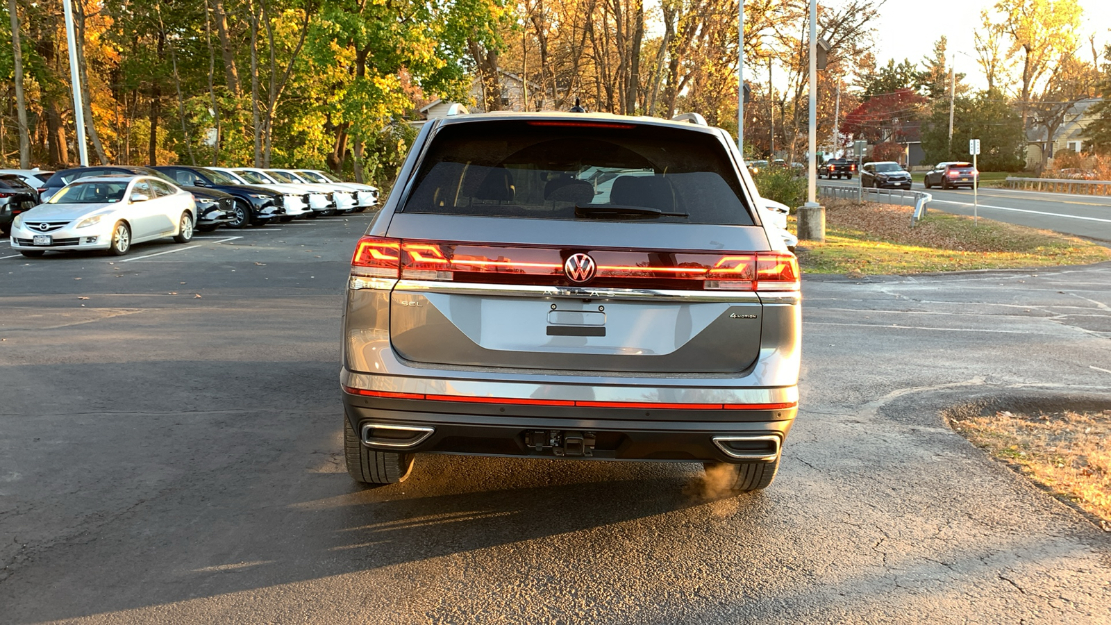 2025 Volkswagen Atlas 2.0T SEL 6