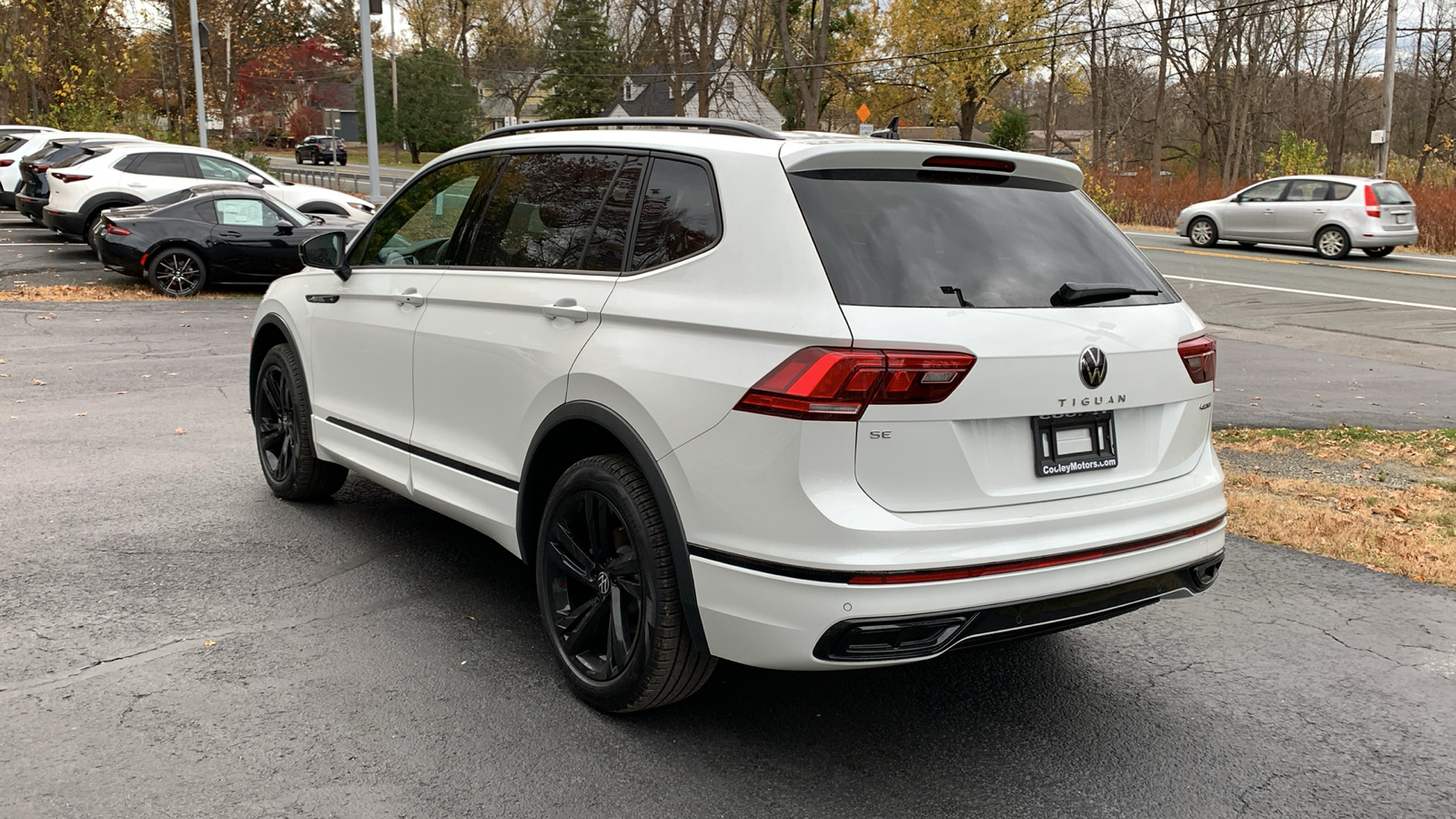 2024 Volkswagen Tiguan 2.0T SE R-Line Black 7