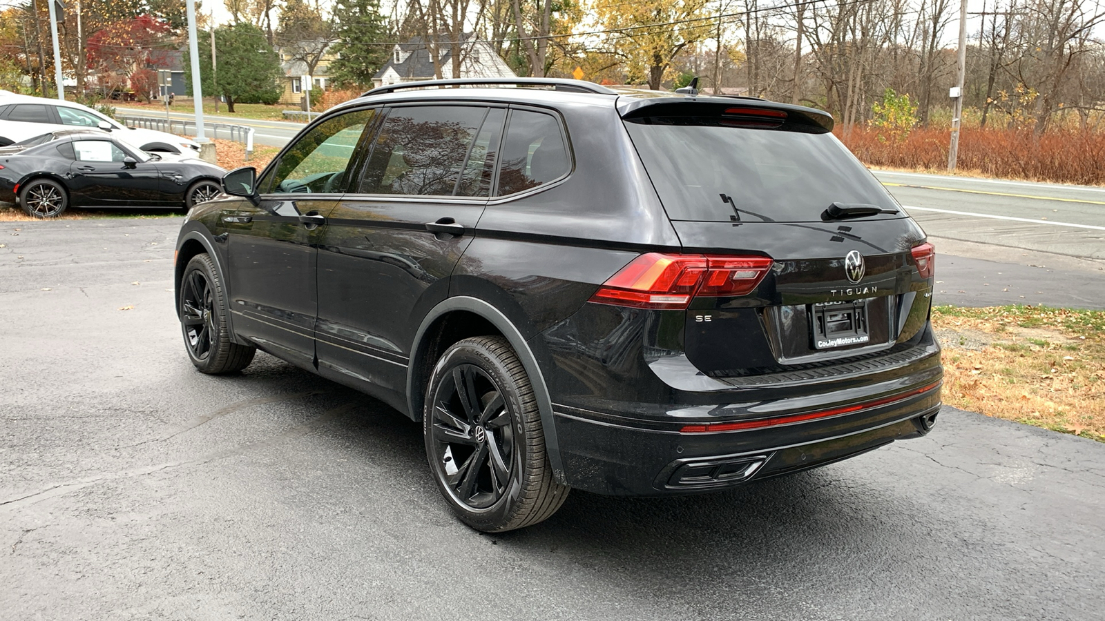 2024 Volkswagen Tiguan 2.0T SE R-Line Black 7