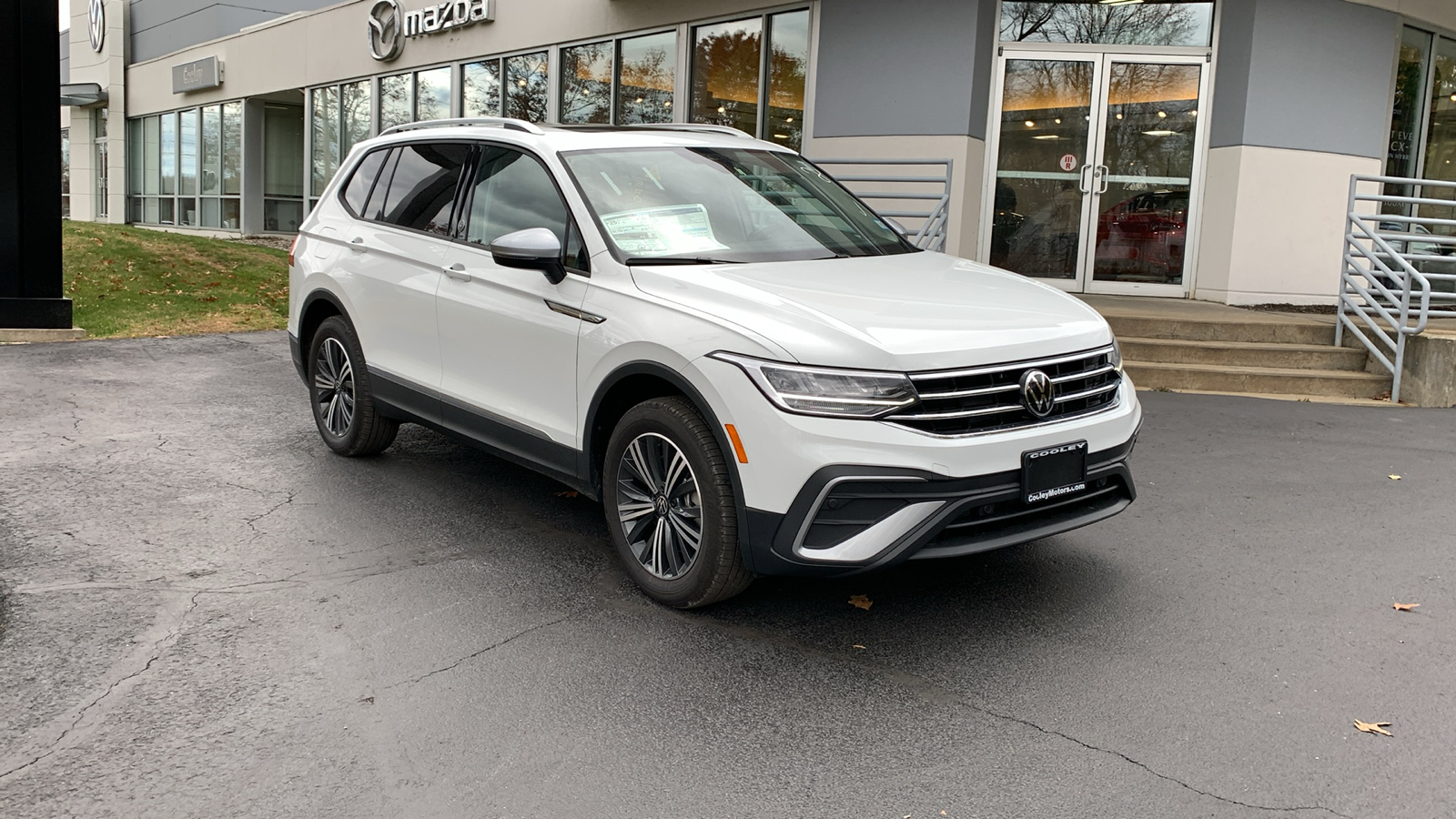 2024 Volkswagen Tiguan Wolfsburg 3