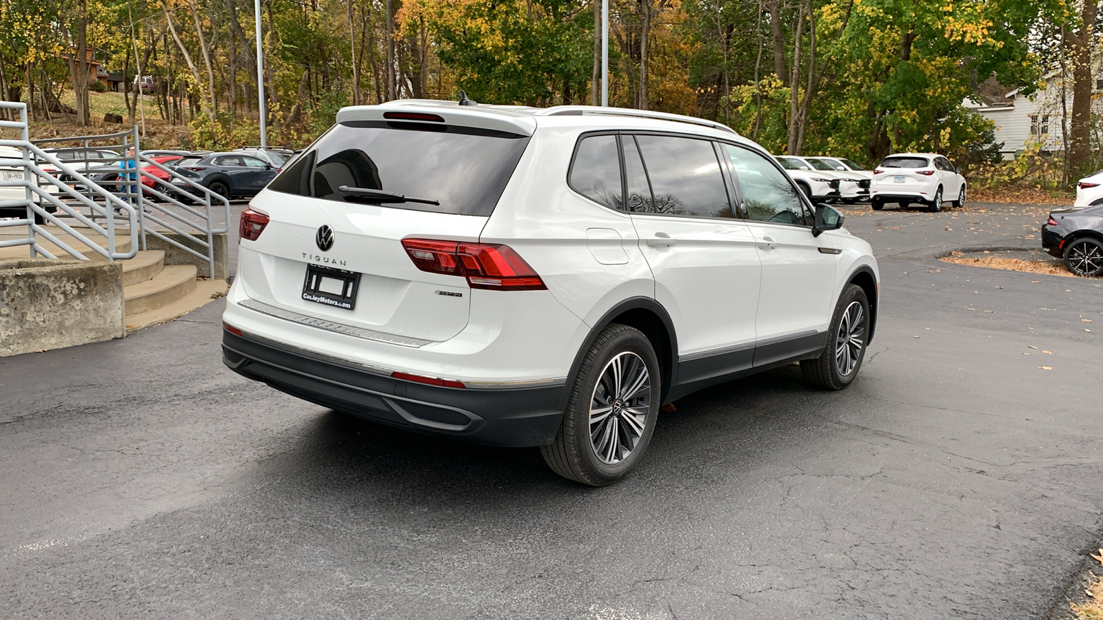 2024 Volkswagen Tiguan Wolfsburg 5