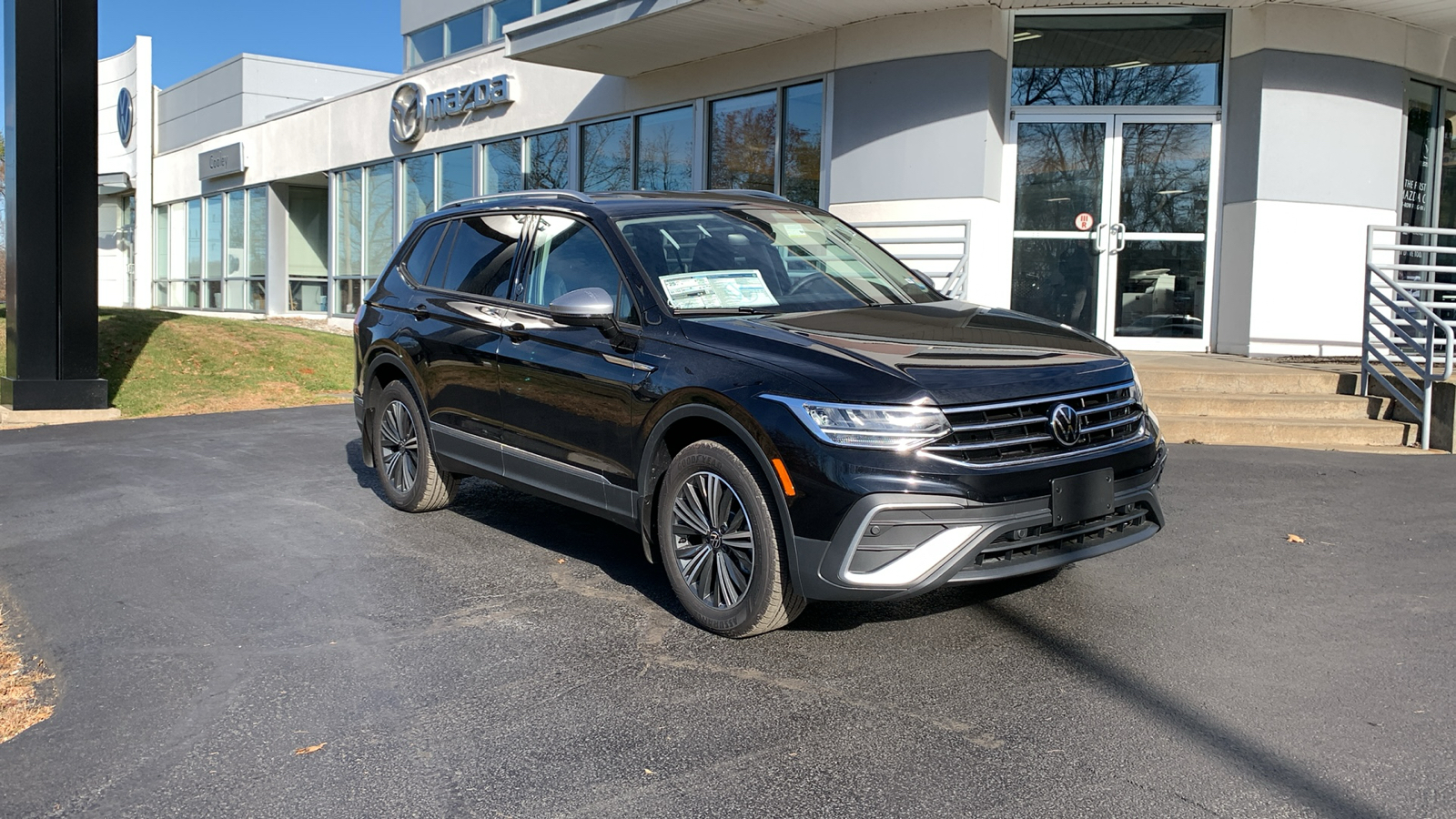 2024 Volkswagen Tiguan Wolfsburg 3