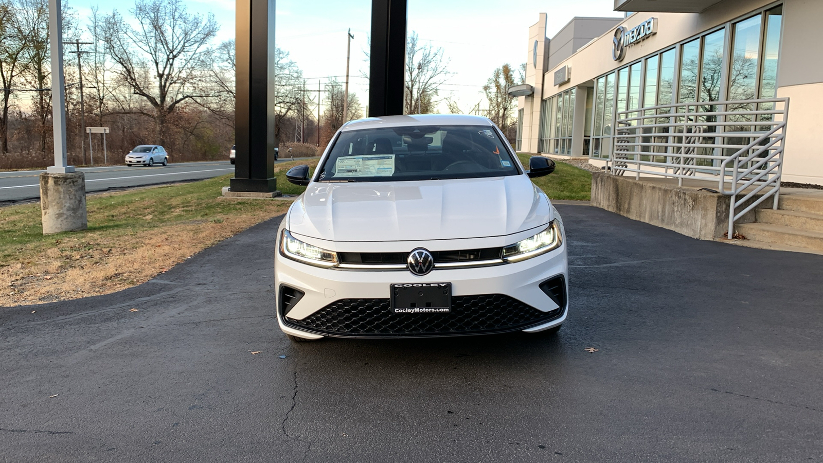 2025 Volkswagen Jetta 1.5T Sport 2