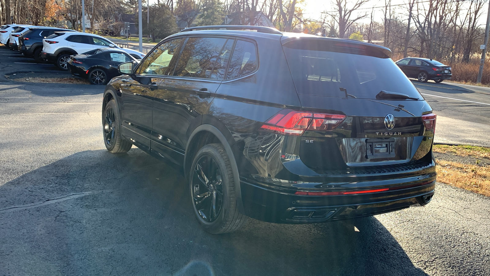 2024 Volkswagen Tiguan 2.0T SE R-Line Black 7