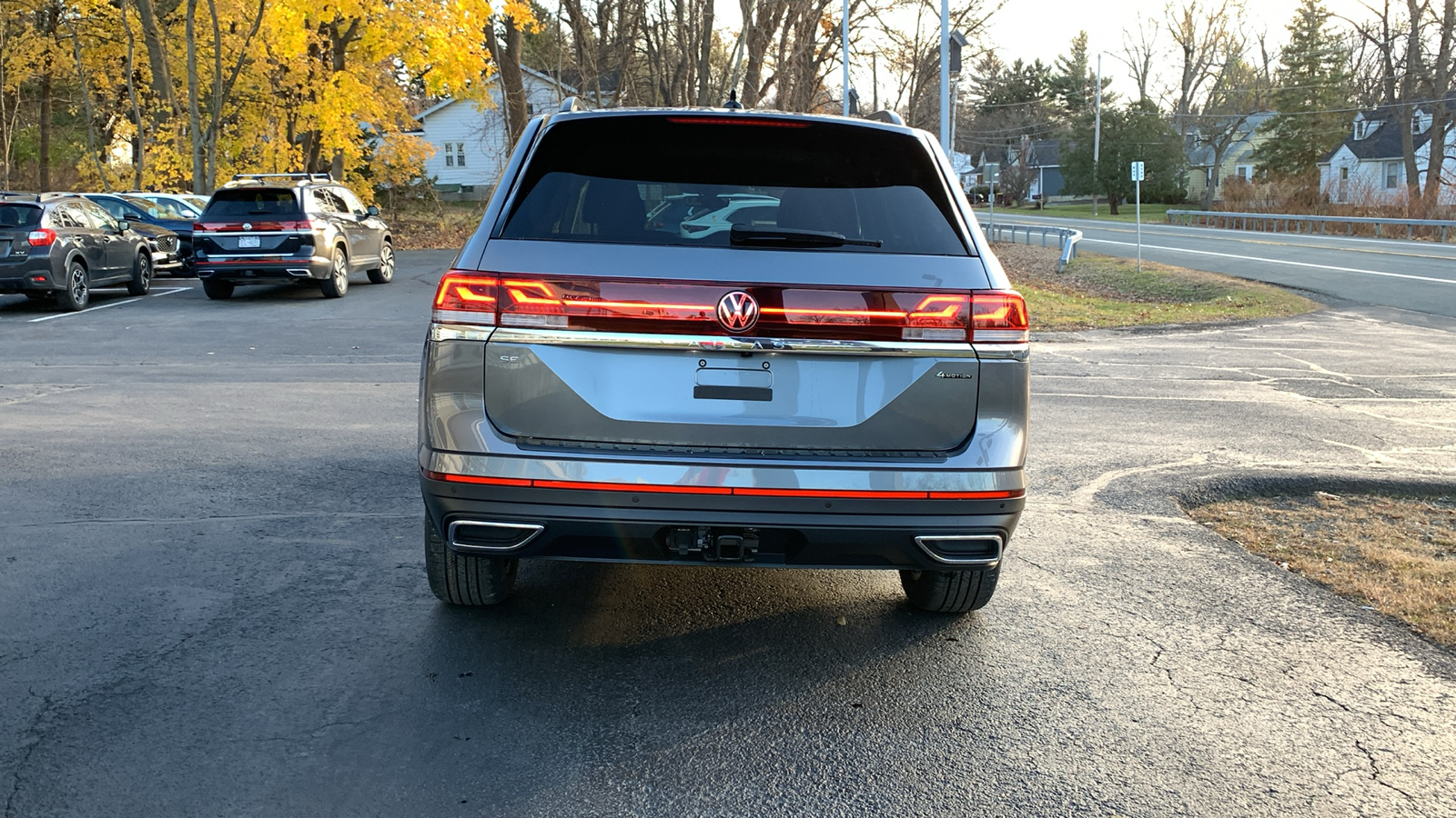 2024 Volkswagen Atlas 2.0T SE w/Technology 6