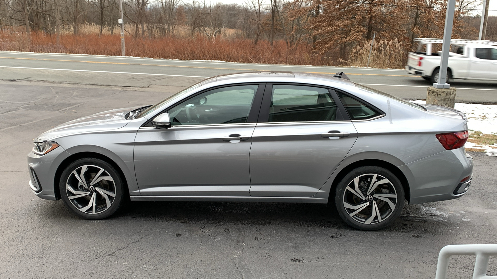 2025 Volkswagen Jetta 1.5T SEL 8