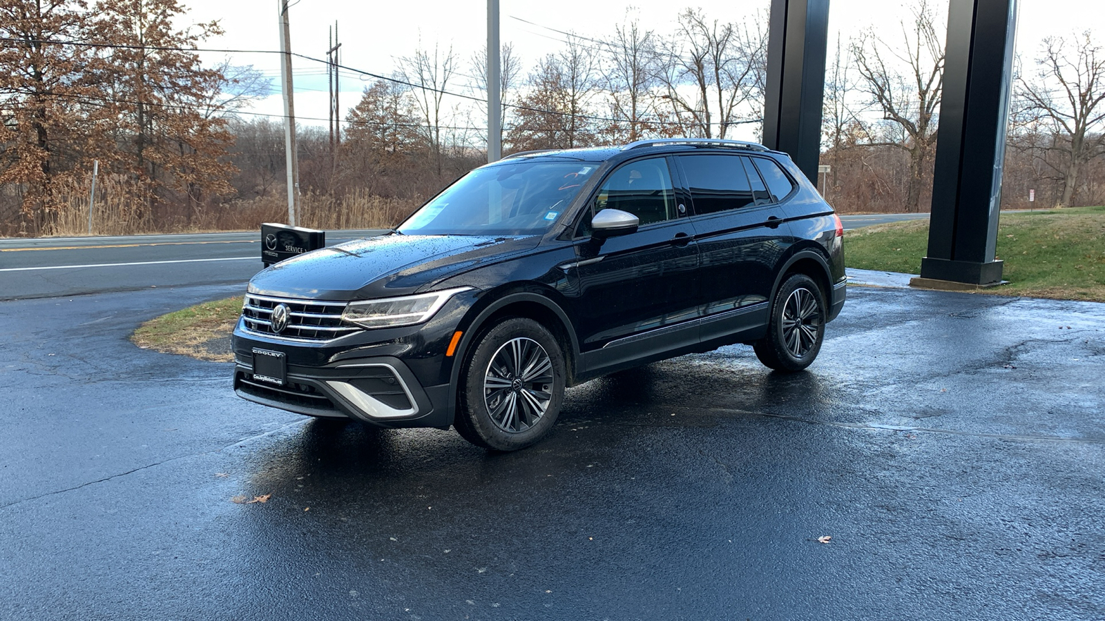 2024 Volkswagen Tiguan Wolfsburg 1