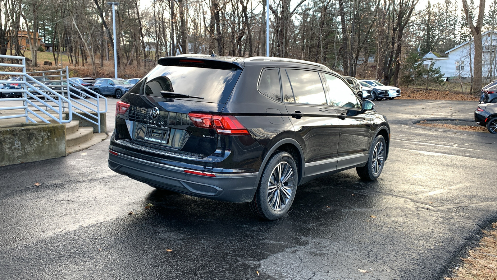 2024 Volkswagen Tiguan Wolfsburg 5