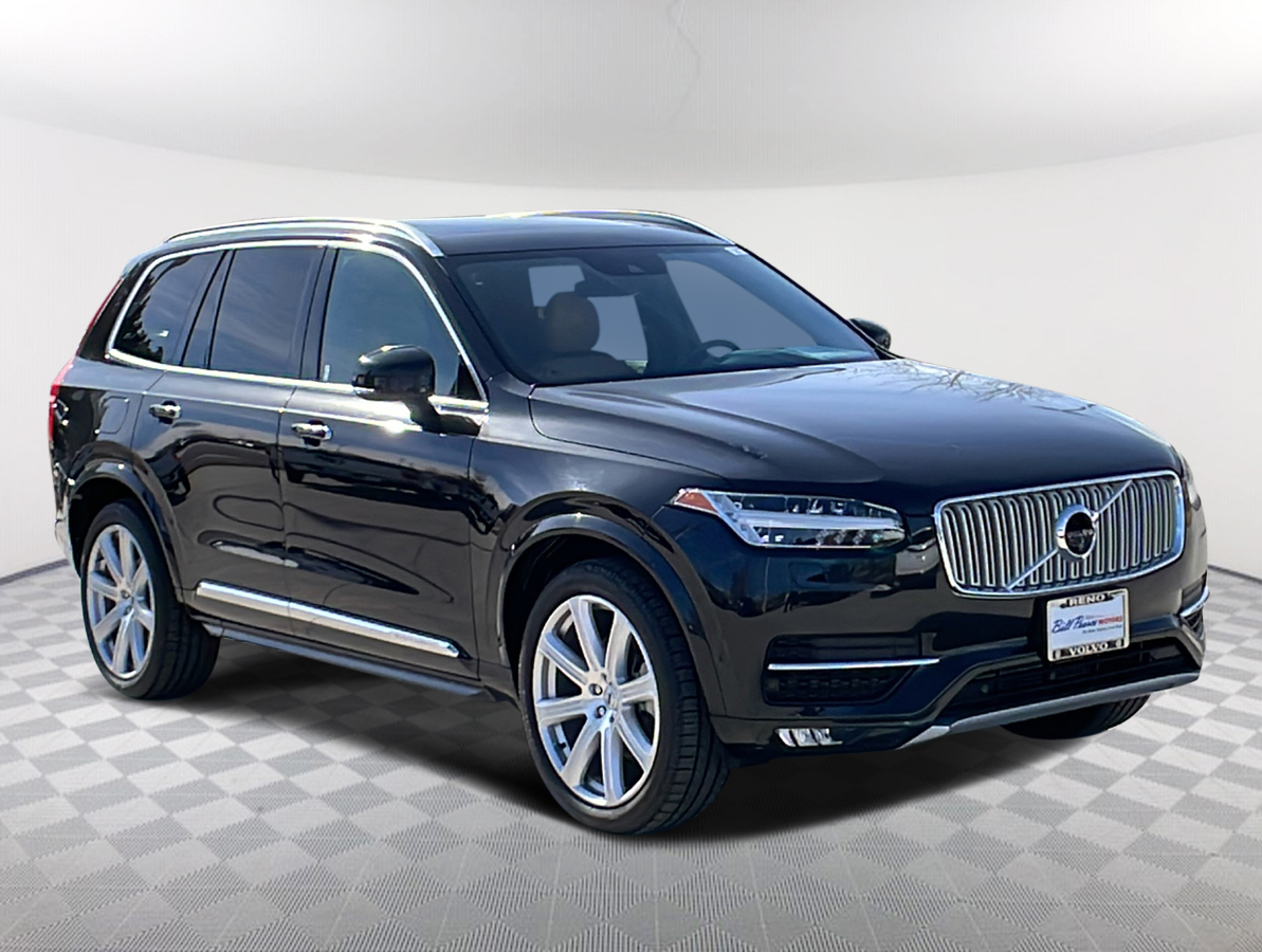 2016 Volvo XC90 T6 First Edition 1