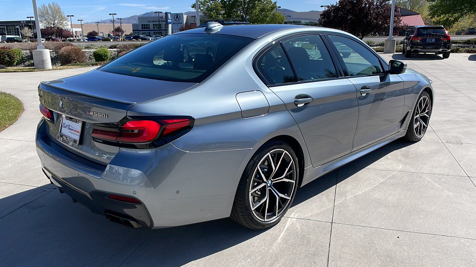 2021 BMW 5 Series M550i xDrive 4