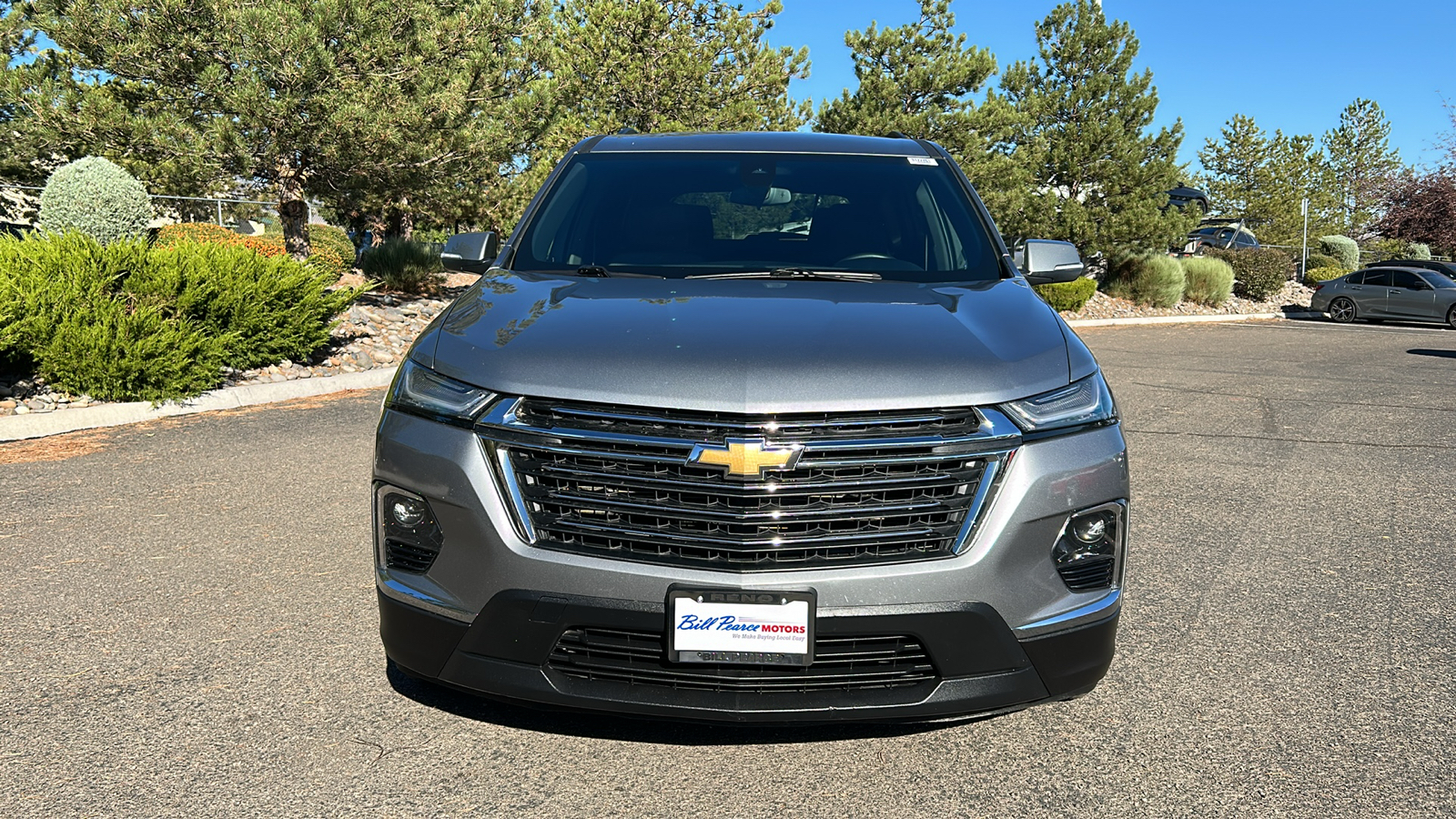 2023 Chevrolet Traverse LT Cloth 3