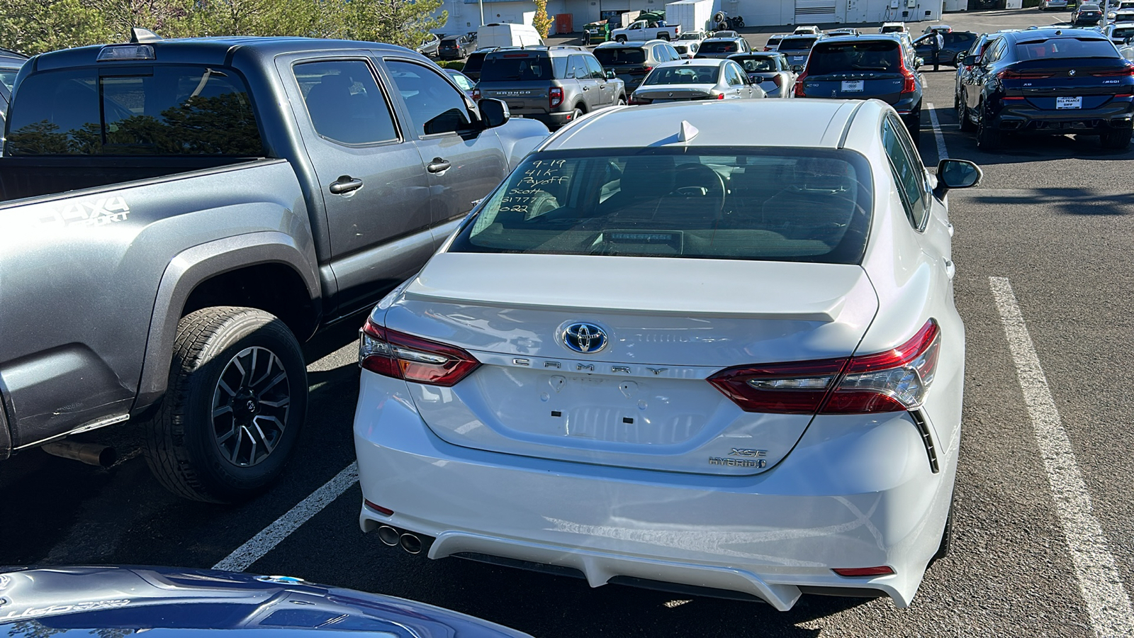 2022 Toyota Camry Hybrid XSE 4