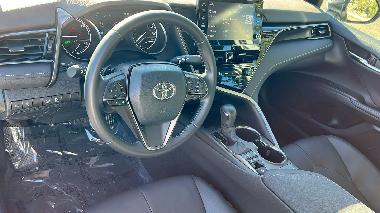 2022 Toyota Camry Hybrid XSE 11