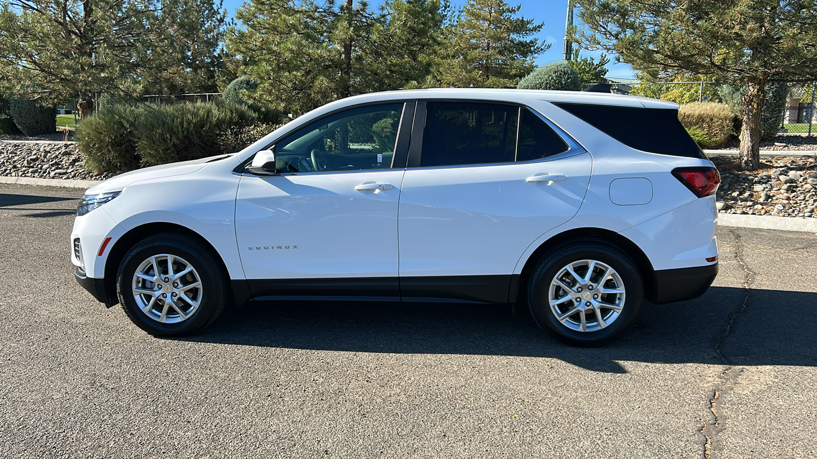 2023 Chevrolet Equinox LT 10