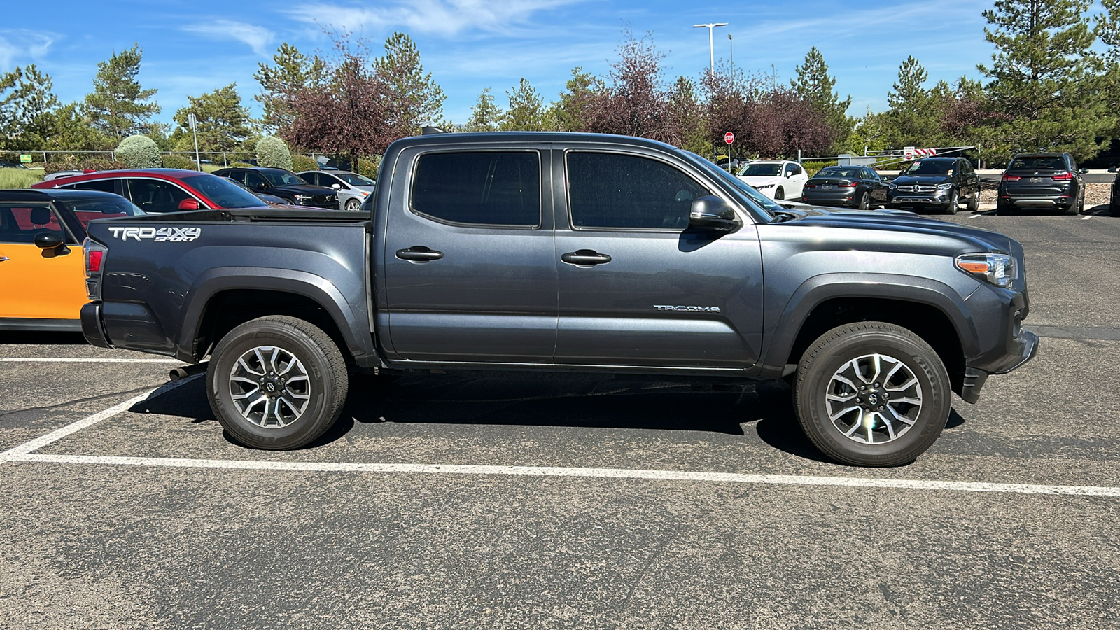 2022 Toyota Tacoma 4WD TRD Sport 3