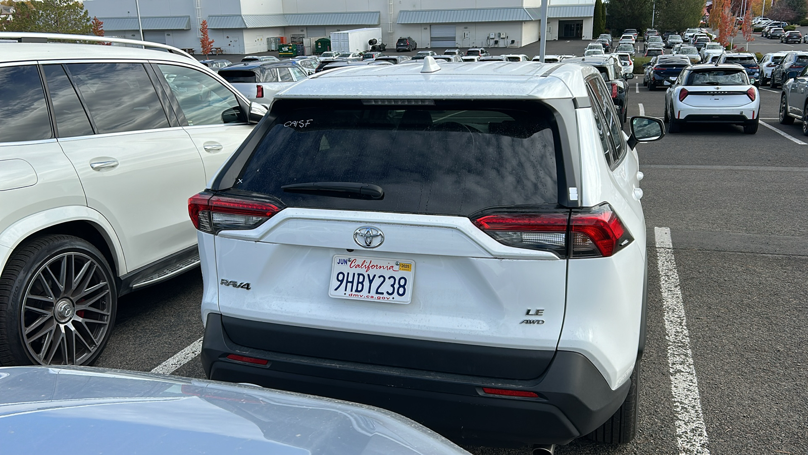 2023 Toyota RAV4 LE 4