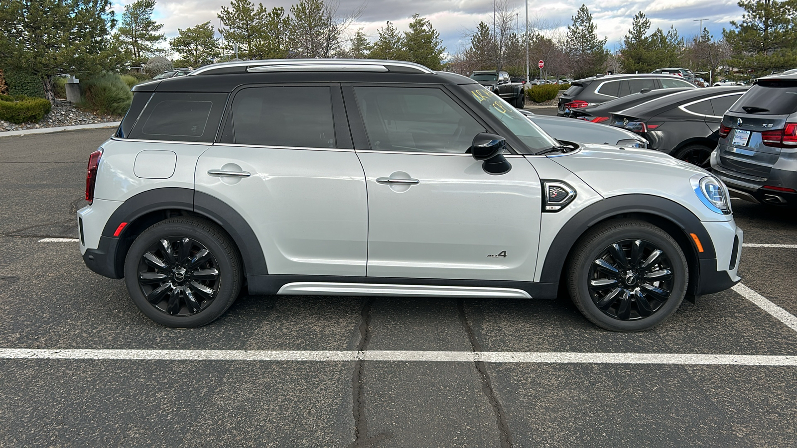 2022 MINI Countryman Cooper S 3