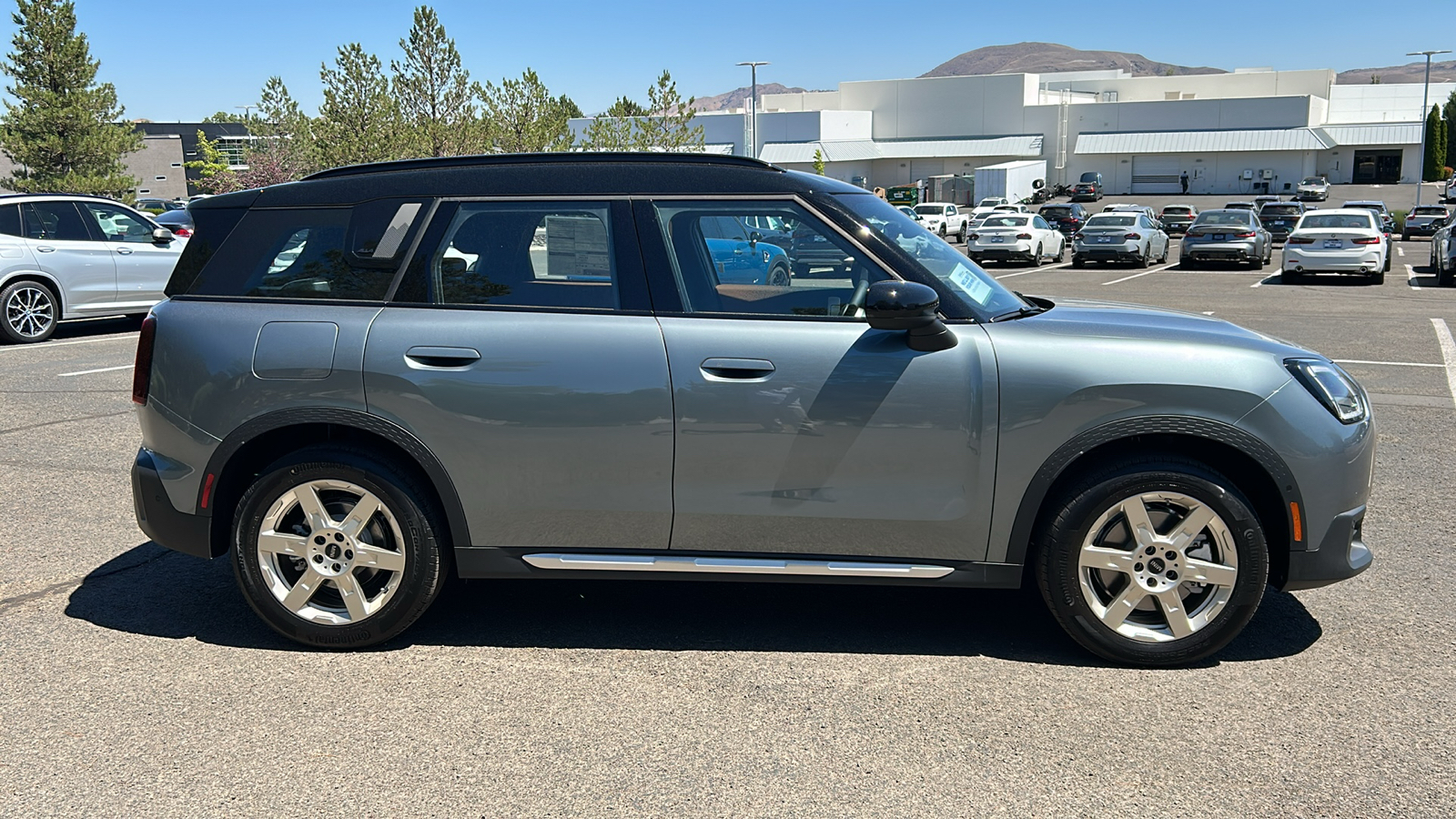 2025 MINI Countryman Cooper S 8