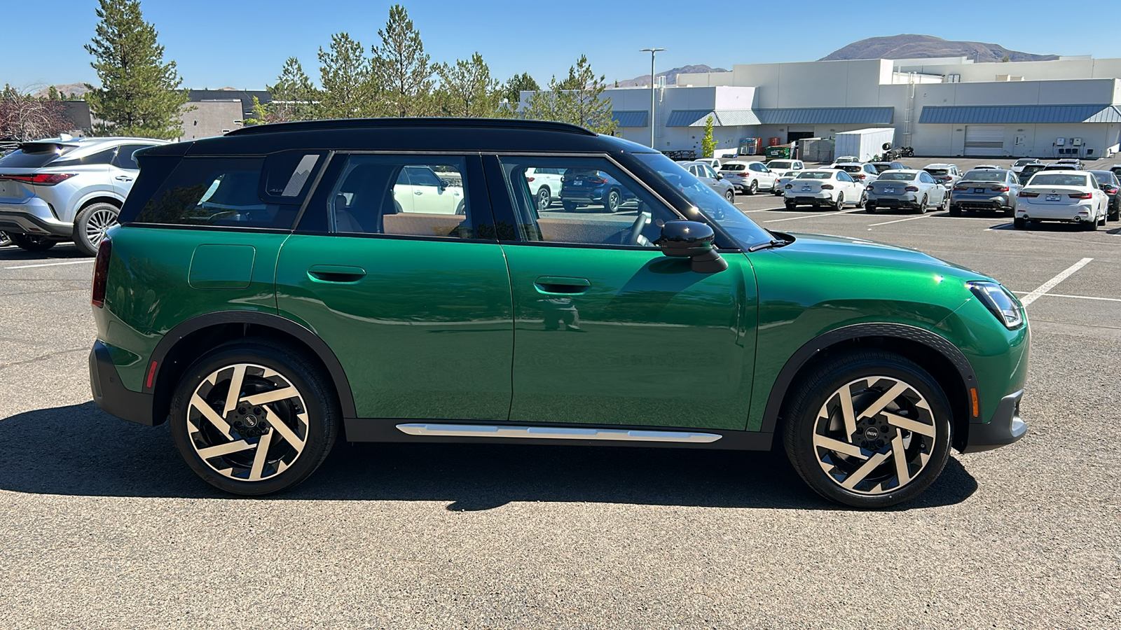 2025 MINI Countryman Cooper S 8