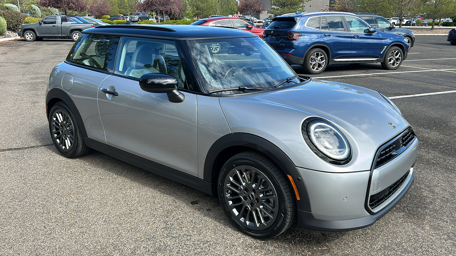 2025 MINI Hardtop 2 Door Cooper Signature Trim 7