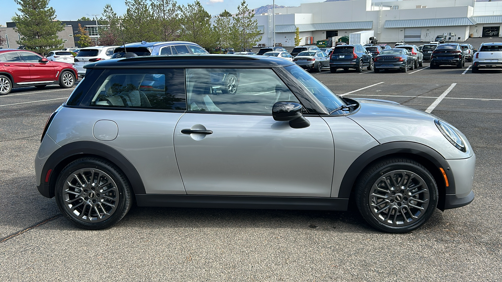 2025 MINI Hardtop 2 Door Cooper Signature Trim 8