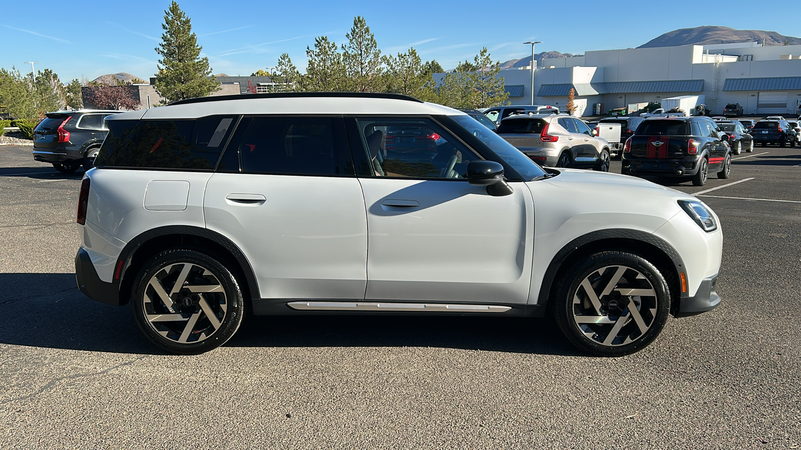 2025 MINI Countryman Cooper S 8