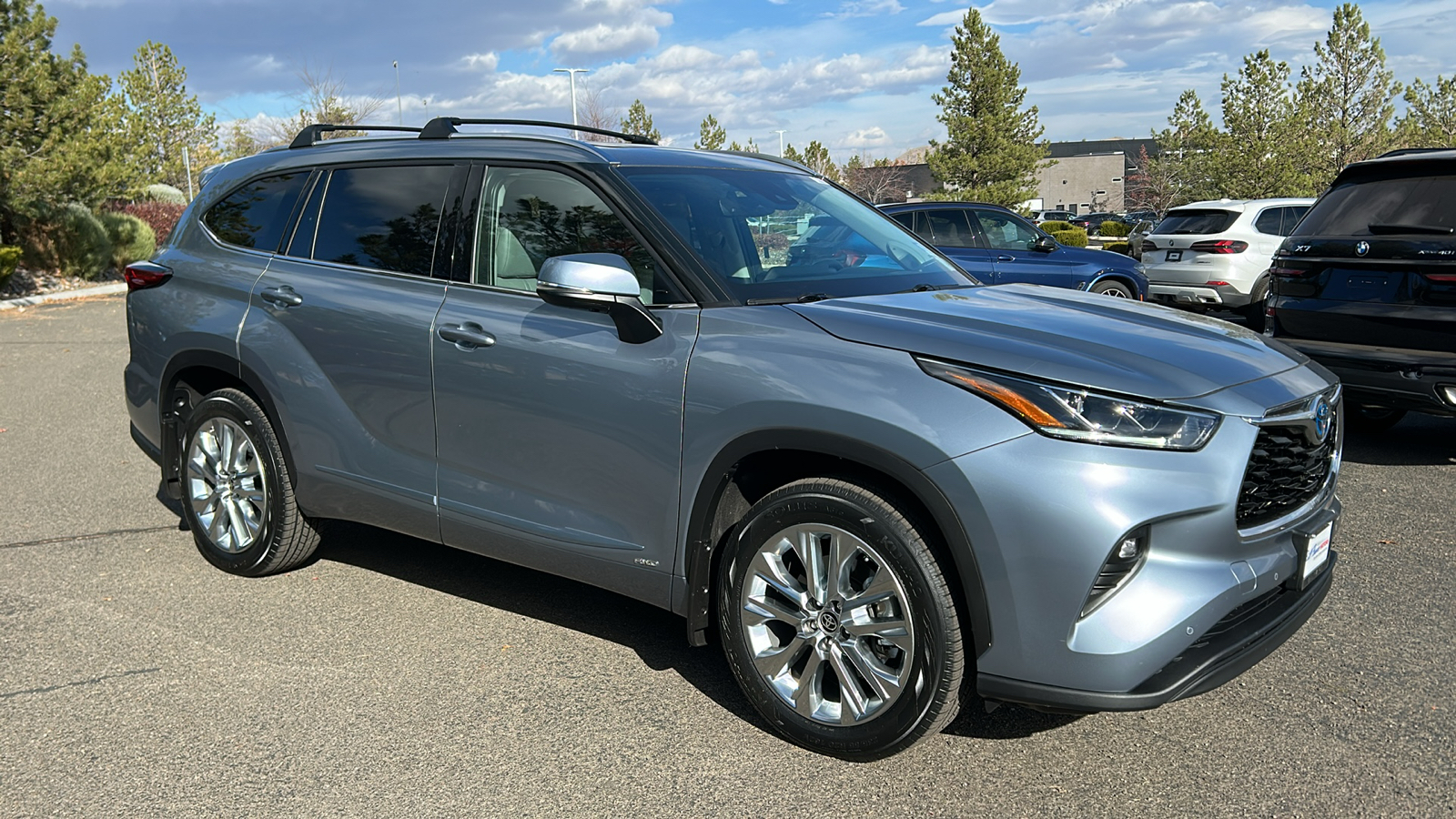 2023 Toyota Highlander Hybrid Limited 4