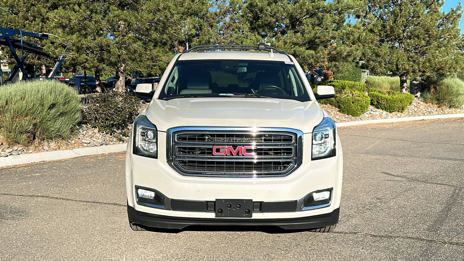 2015 GMC Yukon Denali 3