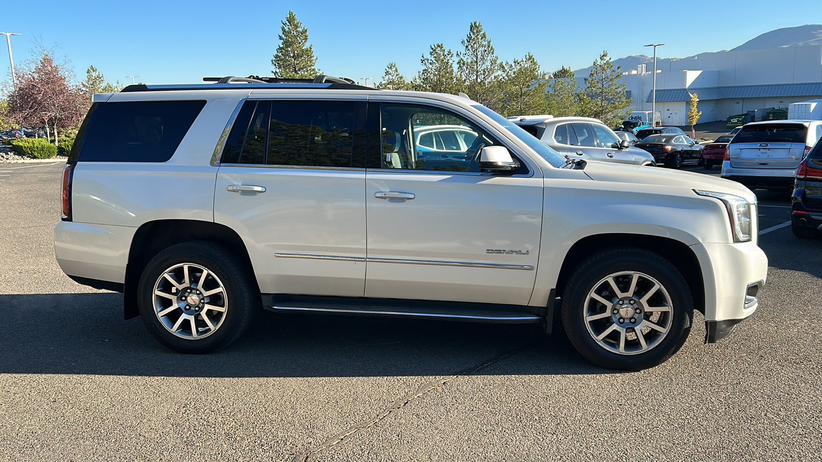 2015 GMC Yukon Denali 5