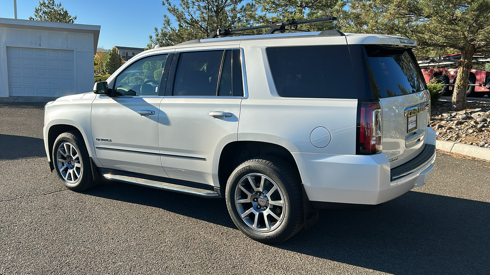 2015 GMC Yukon Denali 9