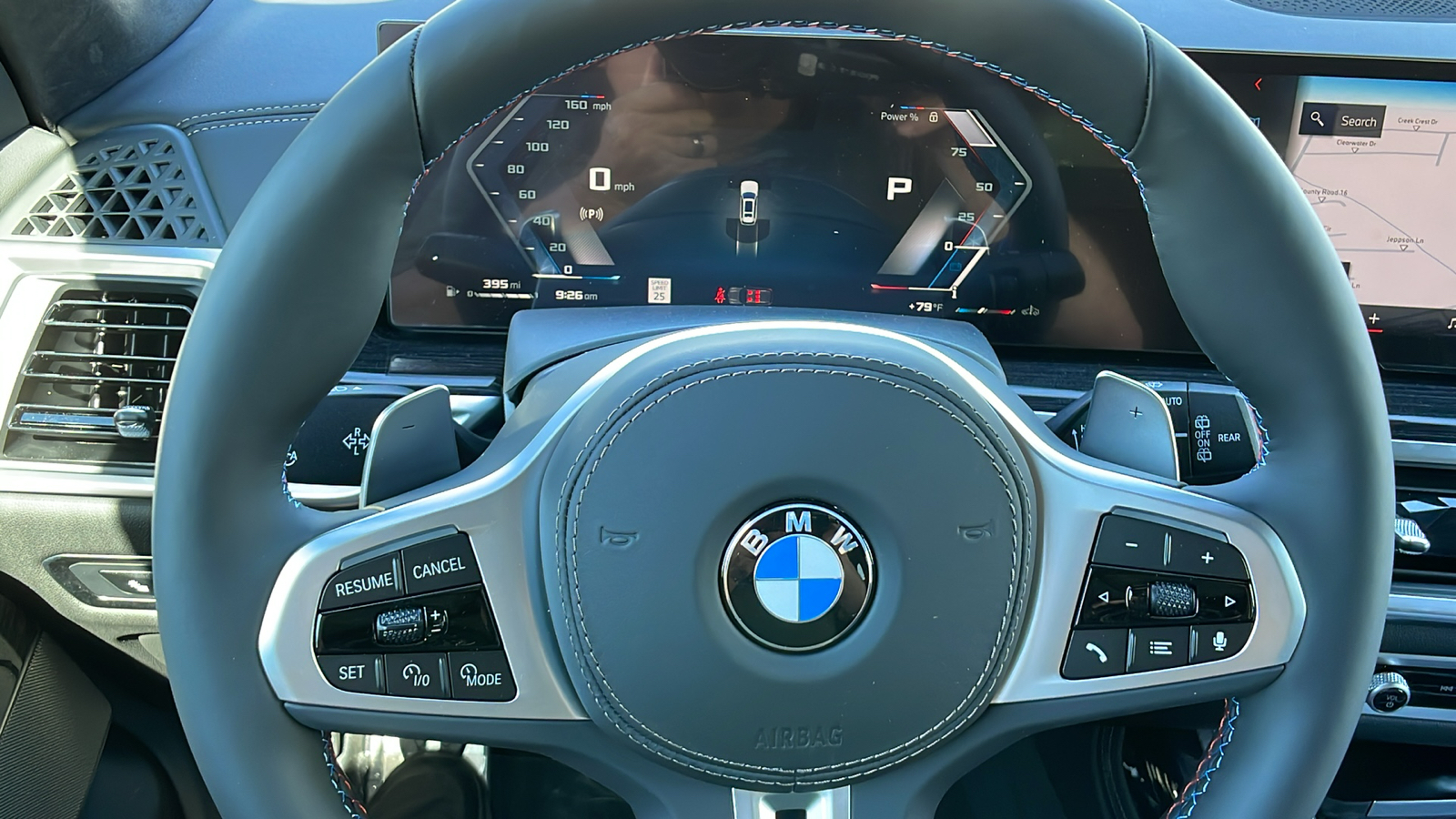 2025 BMW X7 M60i 38
