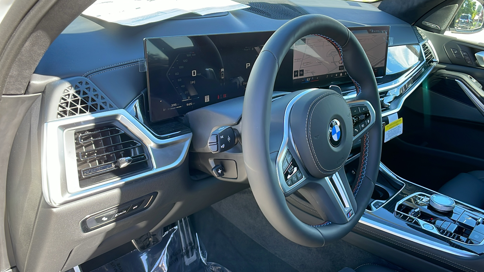 2025 BMW X7 M60i 40