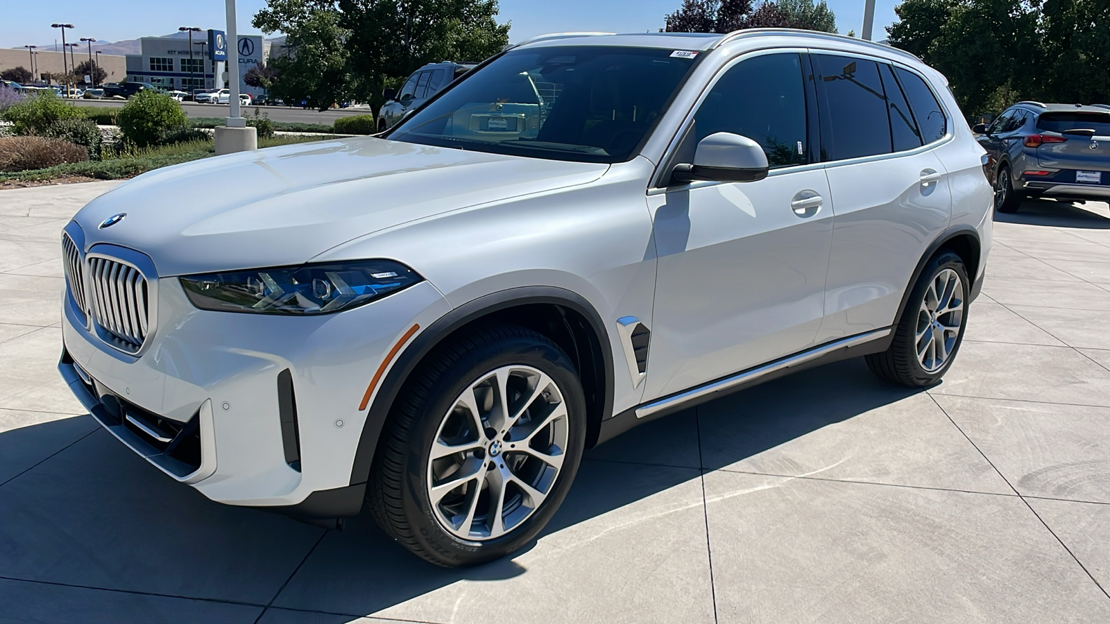 2025 BMW X5 xDrive40i 8