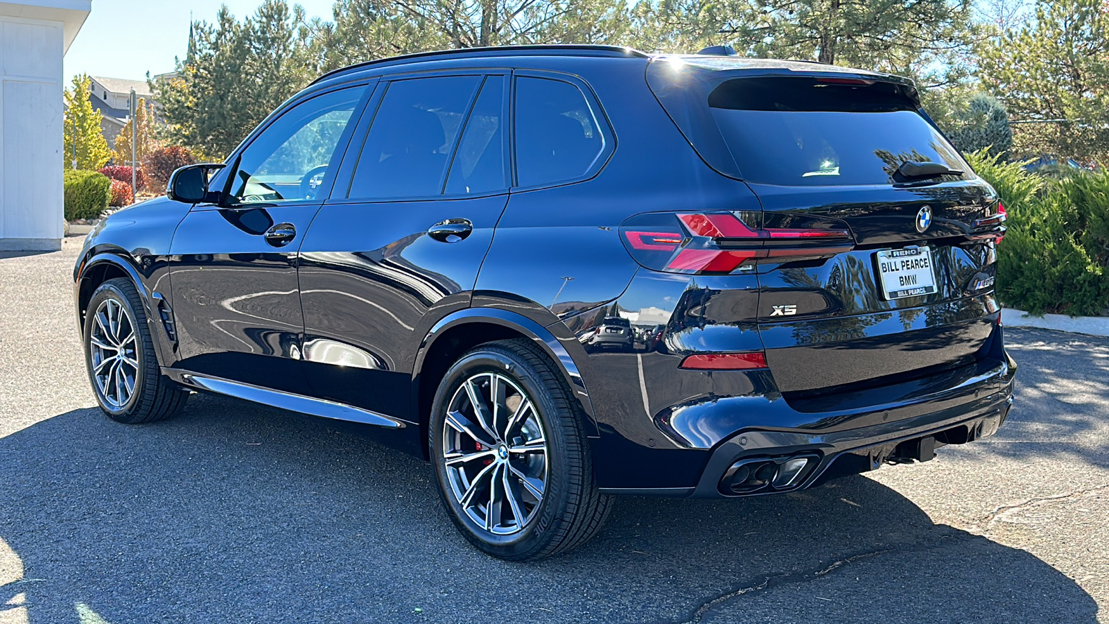 2025 BMW X5 M60i 10