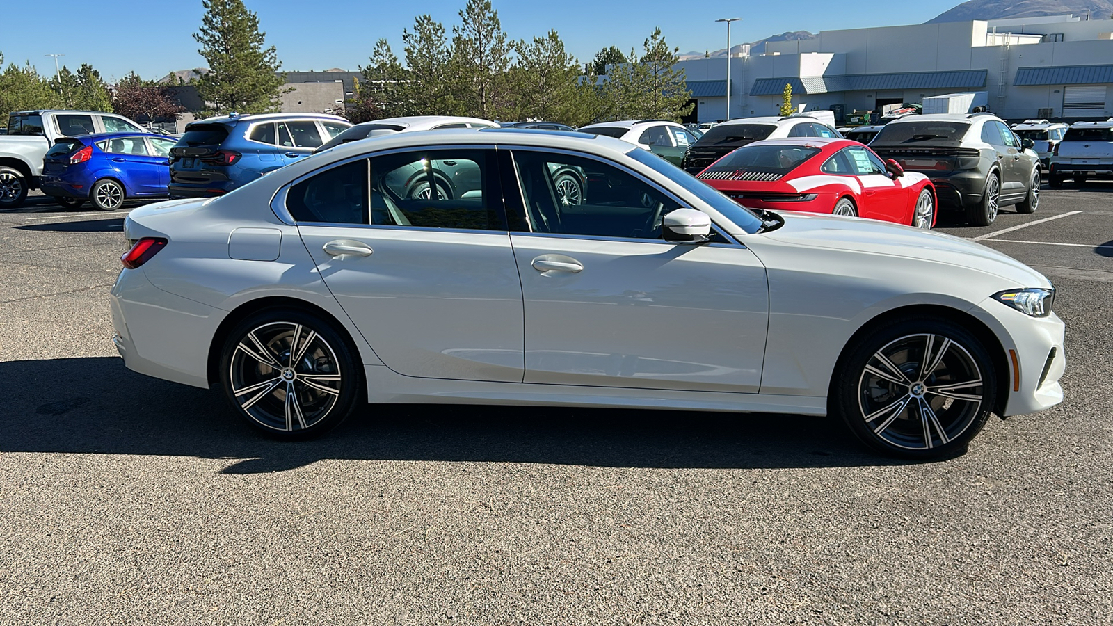 2024 BMW 3 Series 330i xDrive 8