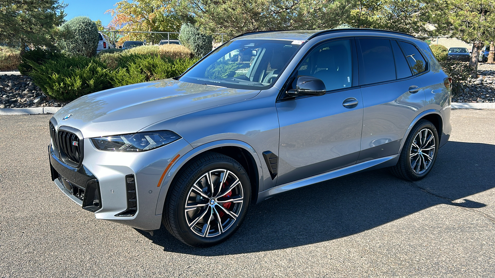 2025 BMW X5 M60i 2