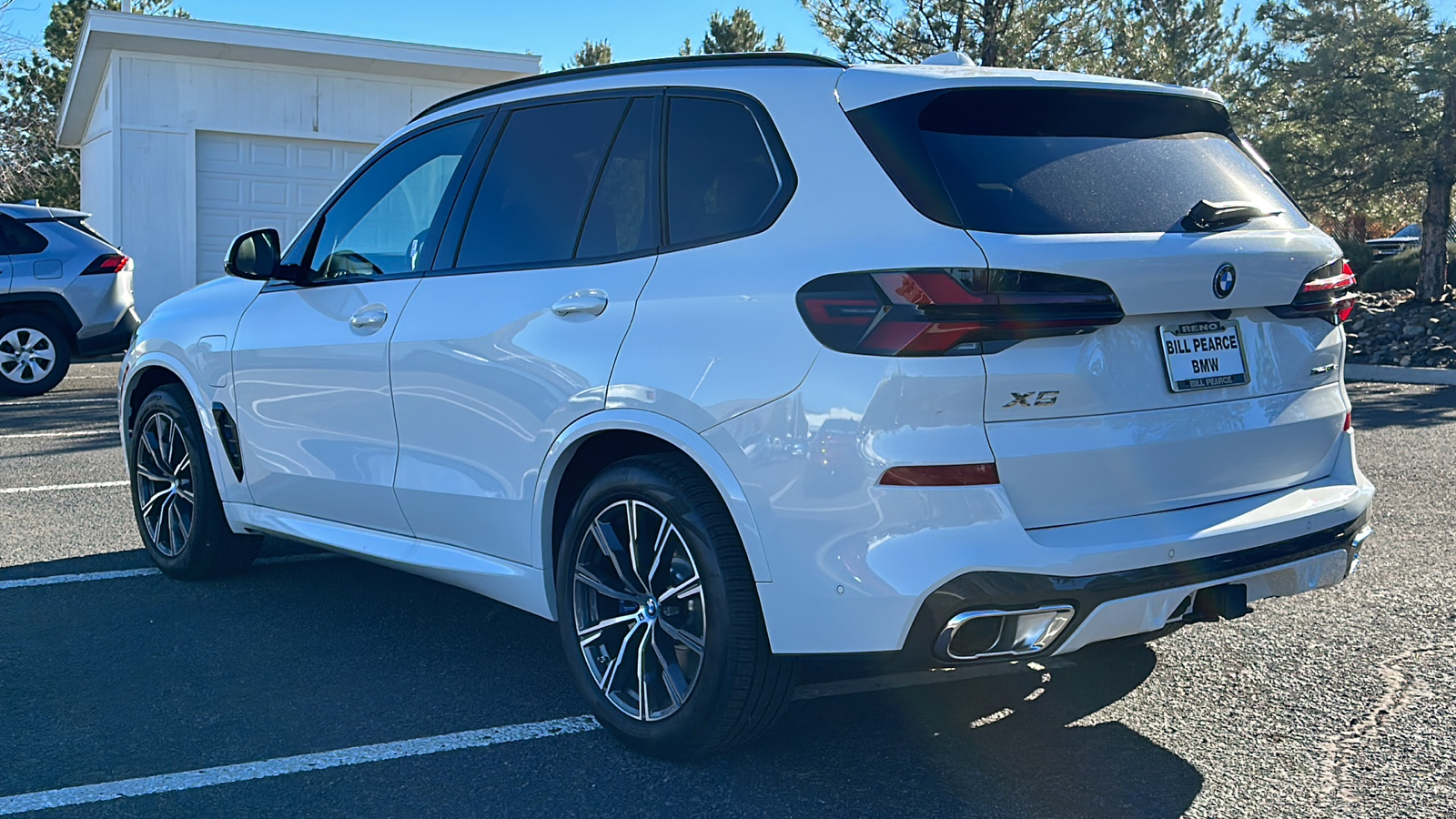 2025 BMW X5 xDrive50e 9