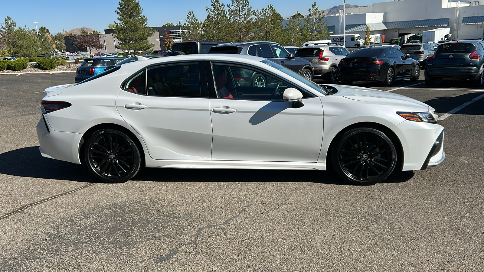 2022 Toyota Camry Hybrid XSE 5