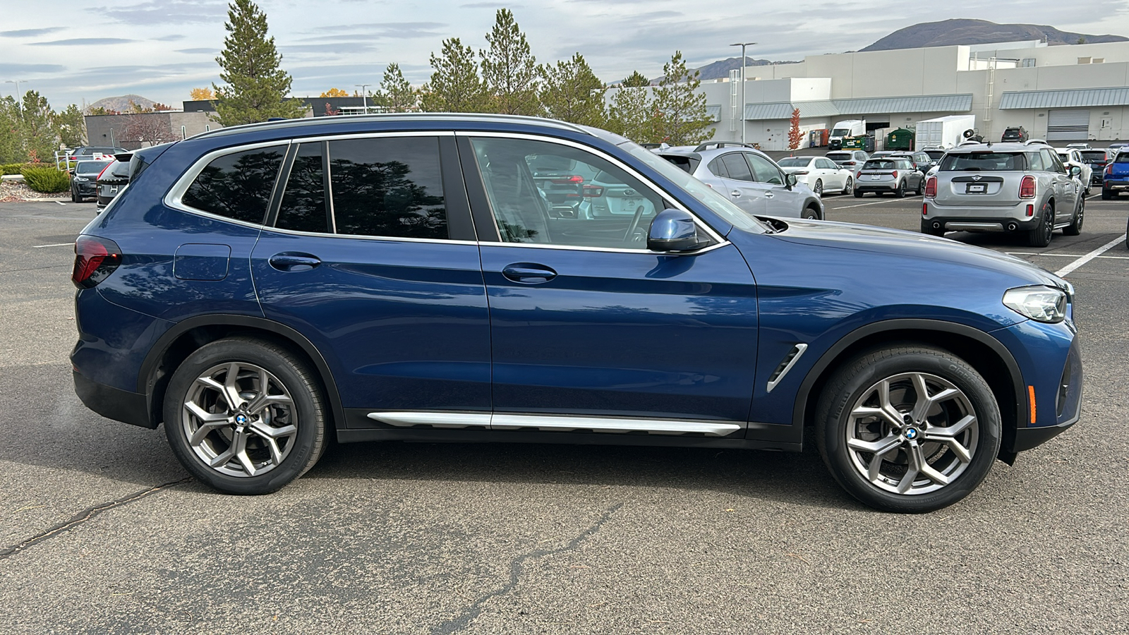 2022 BMW X3 xDrive30i 8