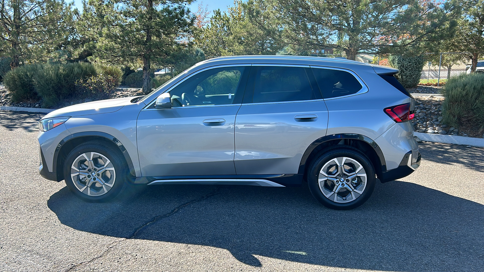 2025 BMW X1 xDrive28i 11