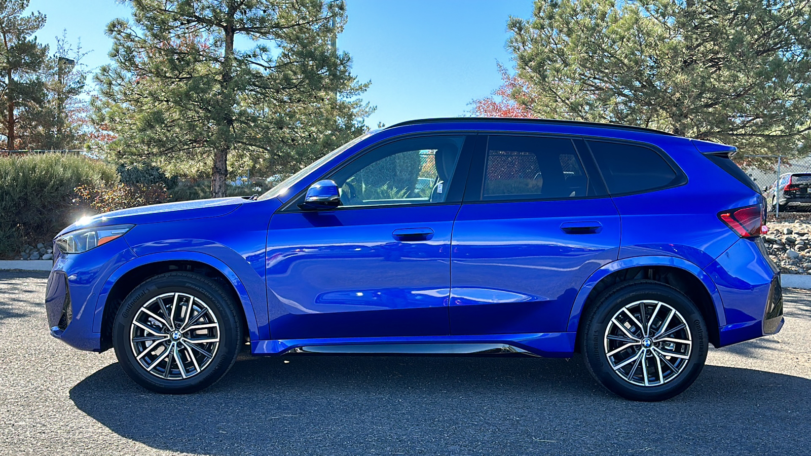 2025 BMW X1 xDrive28i 11