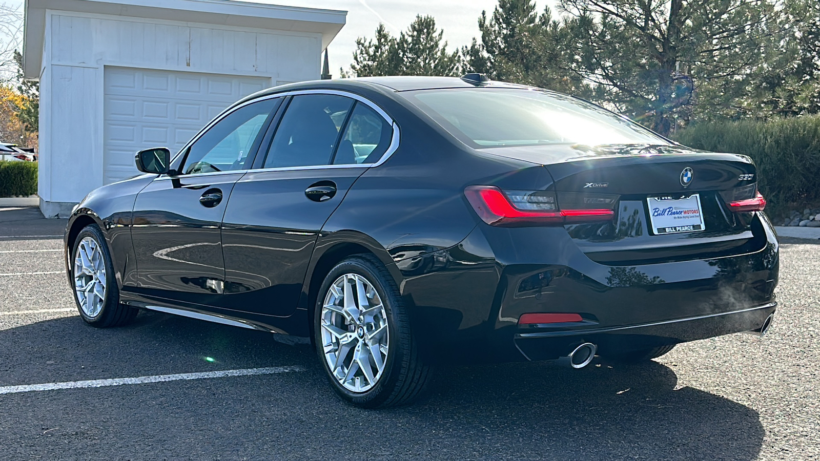 2025 BMW 3 Series 330i xDrive 10