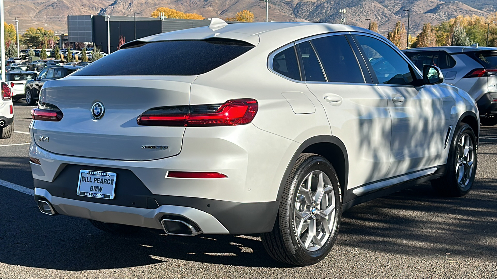 2025 BMW X4 xDrive30i 3